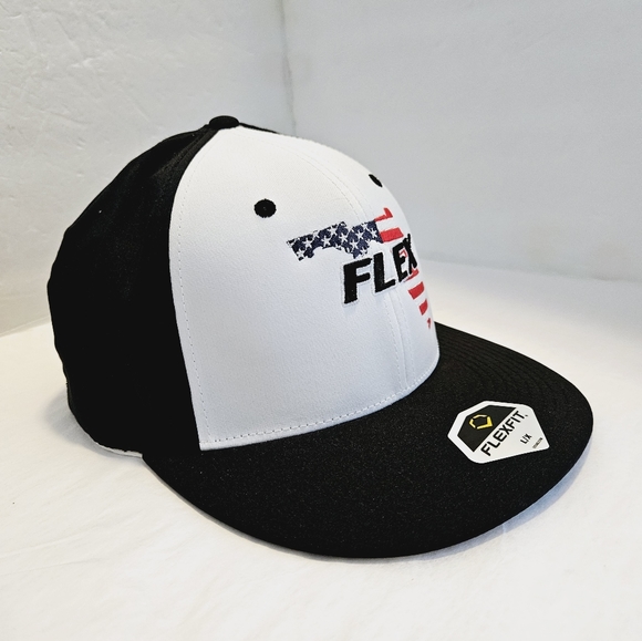 EvoShield Flexfit Sz L/X Men Black/White Trucker Baseball Hat - Picture 2 of 10